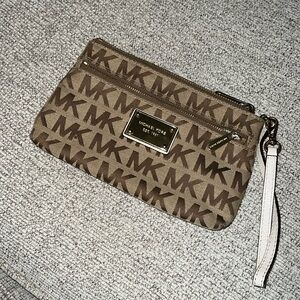 Wrist wallet